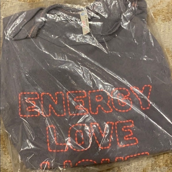 Free people Energy Love Light Gray stitched tee - Picture 3 of 5